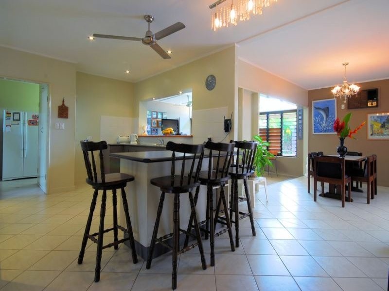 21 Philp Street, Hermit Park QLD 4812