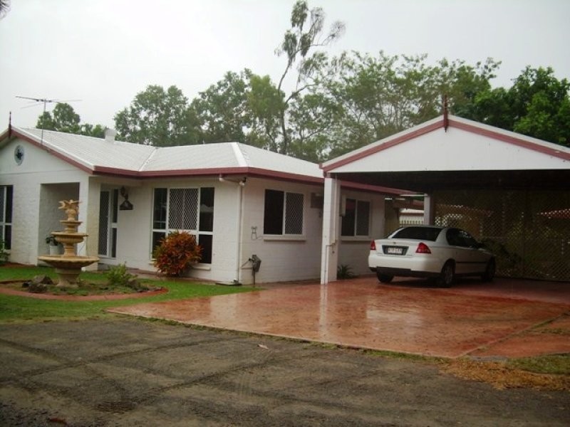 10 joshua, Bushland Beach QLD 4818