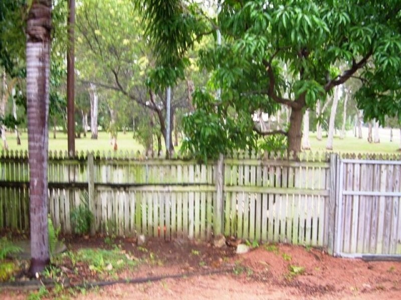 10 joshua, Bushland Beach QLD 4818