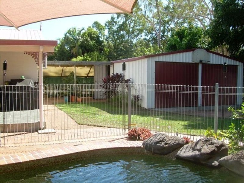 10 joshua, Bushland Beach QLD 4818