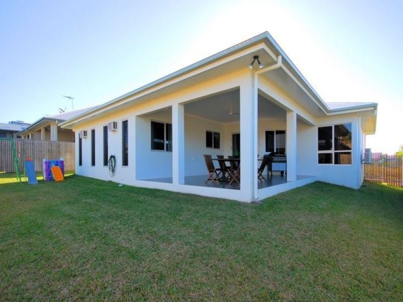 11 Keswick Street, Bushland Beach QLD 4818