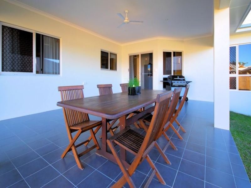 11 Keswick Street, Bushland Beach QLD 4818