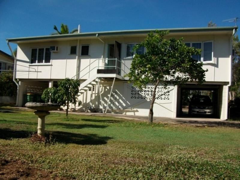 11 Hibiscus Street, Cranbrook QLD 4814