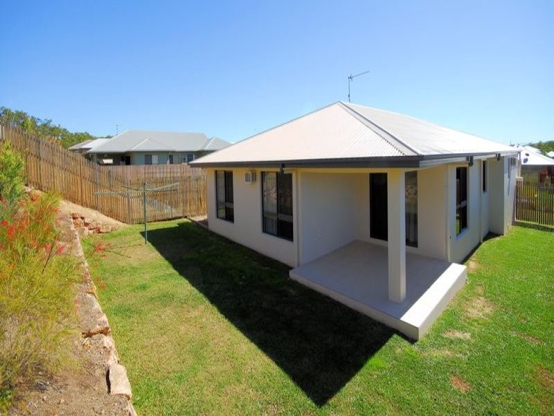 8 Chapple Street, Mount Louisa QLD 4814