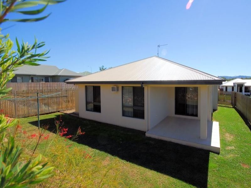 8 Chapple Street, Mount Louisa QLD 4814