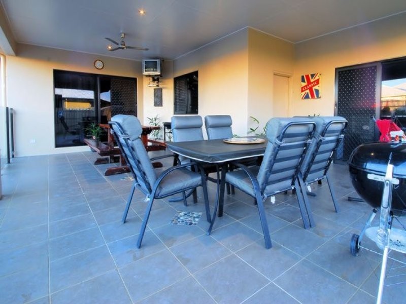 16 Daintree Drive, Bushland Beach QLD 4818