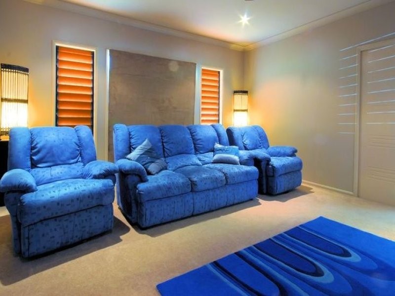 16 Daintree Drive, Bushland Beach QLD 4818