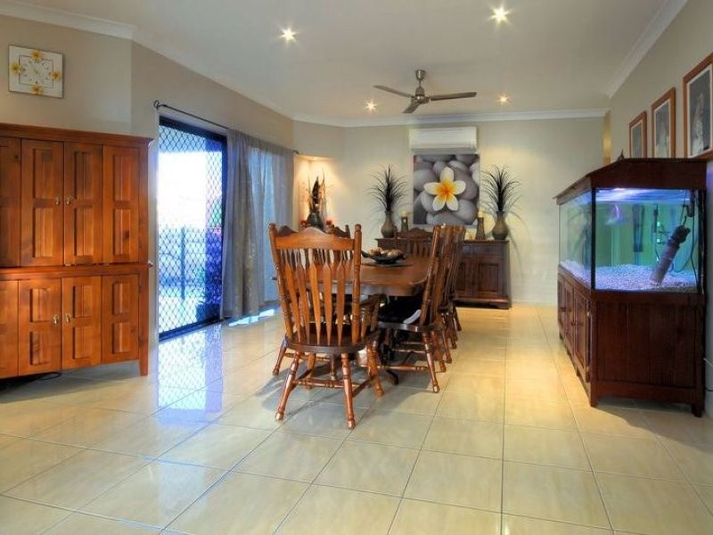 16 Daintree Drive, Bushland Beach QLD 4818