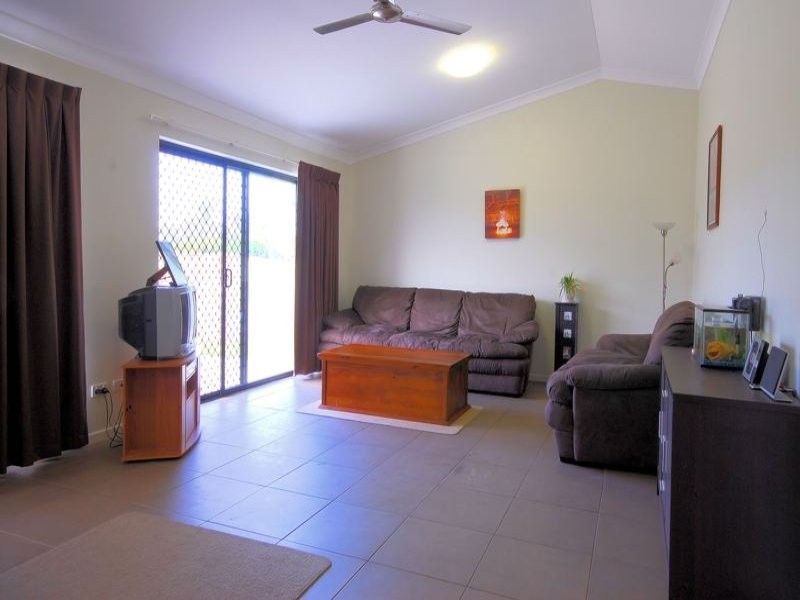 18 Coolaree Drive, Bushland Beach QLD 4818