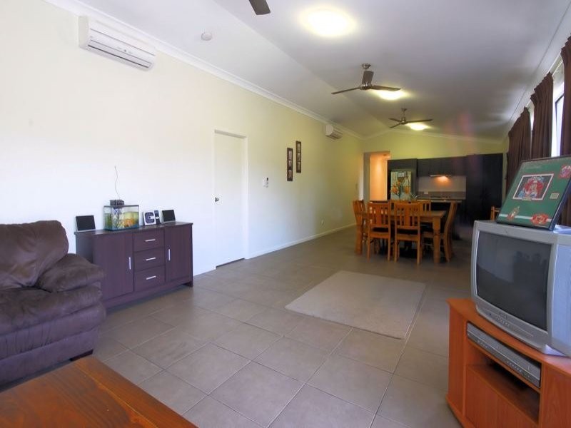 18 Coolaree Drive, Bushland Beach QLD 4818