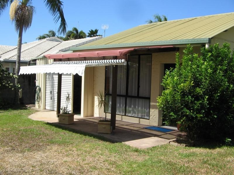 10 Viles Street, Rosslea QLD 4812