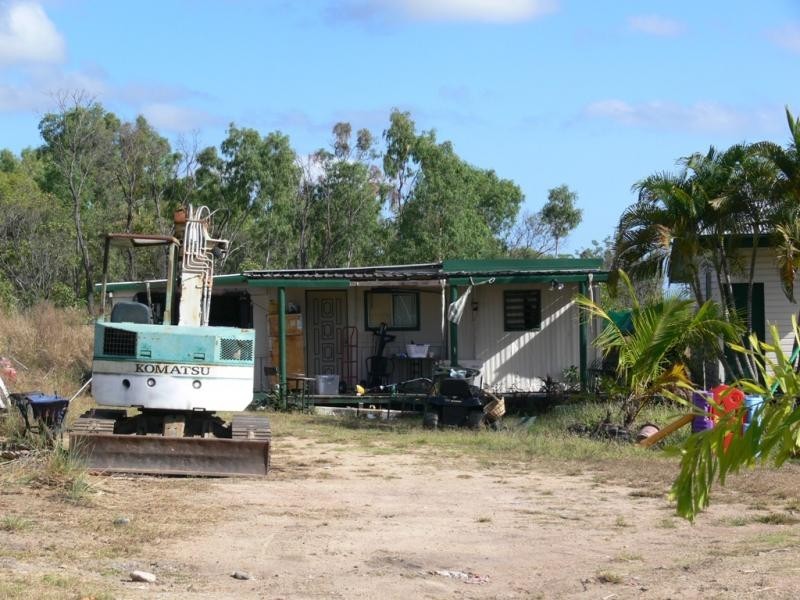 26 Bruce Highway, Rollingstone QLD 4816