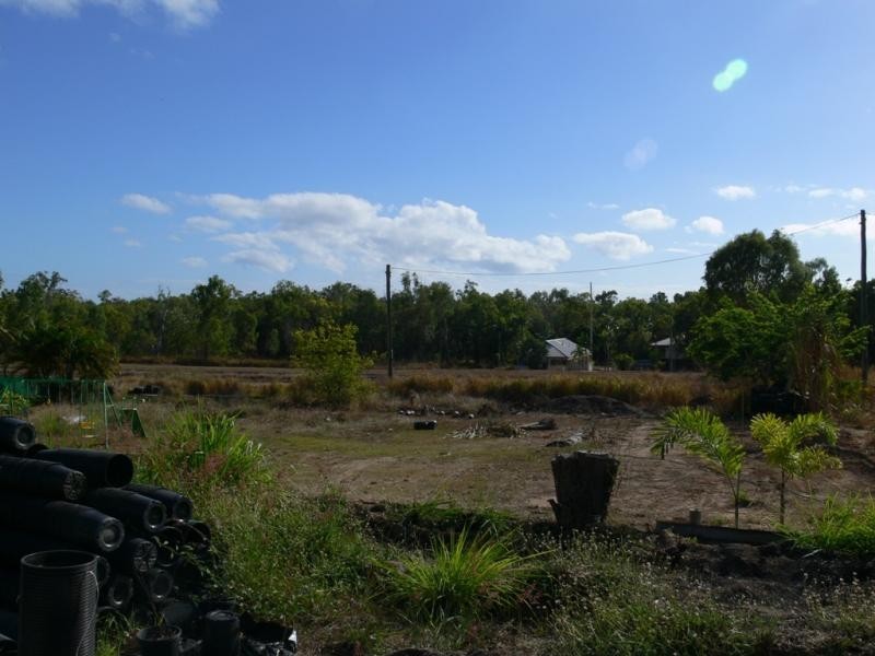 26 Bruce Highway, Rollingstone QLD 4816