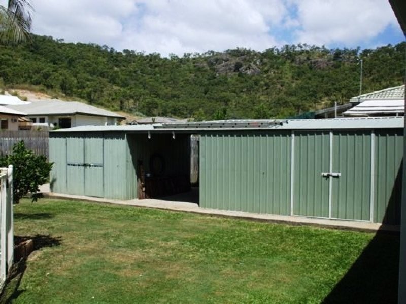 18 St Ives Street, Mount Louisa QLD 4814