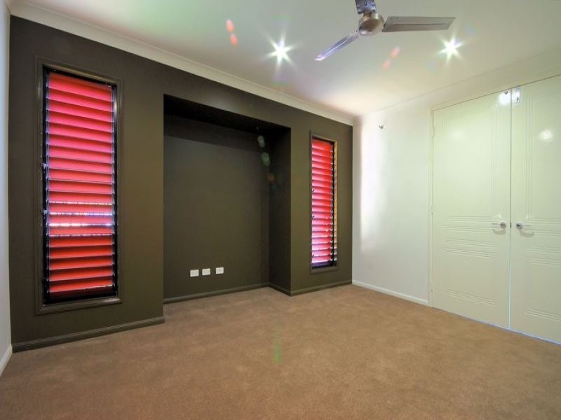 1 Deedes Crescent, Bushland Beach QLD 4818