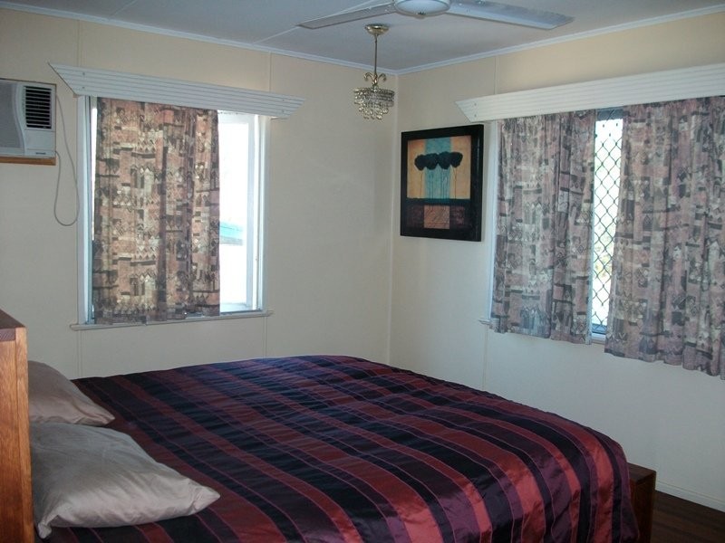 31 Poinciana, Cranbrook QLD 4814