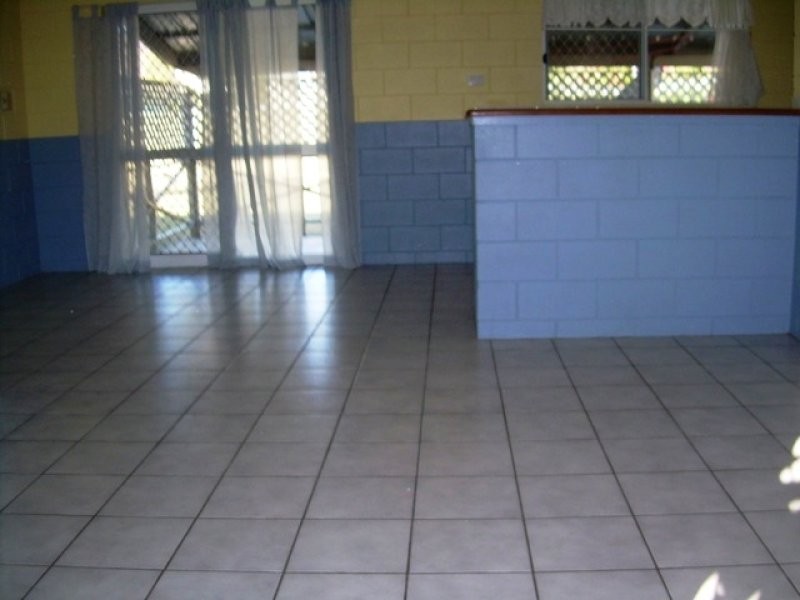 20 Koinonia Court, Rasmussen QLD 4815