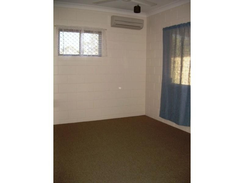 15 glenrock Drive, Rasmussen QLD 4815