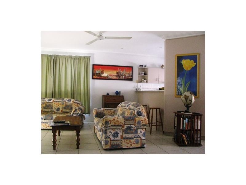 73 Banfield Drive, Mount Louisa QLD 4814