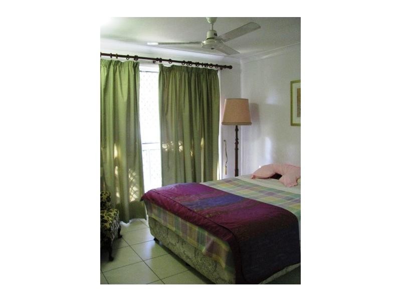 73 Banfield Drive, Mount Louisa QLD 4814