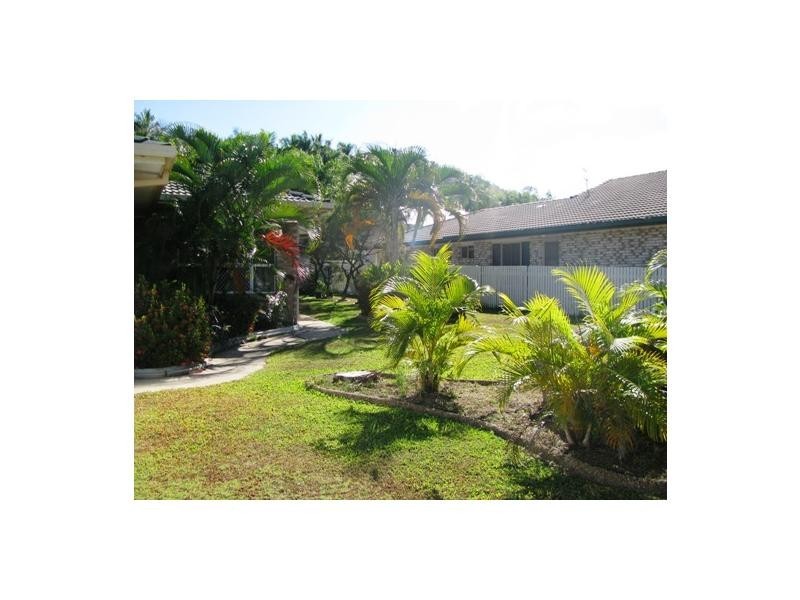 73 Banfield Drive, Mount Louisa QLD 4814