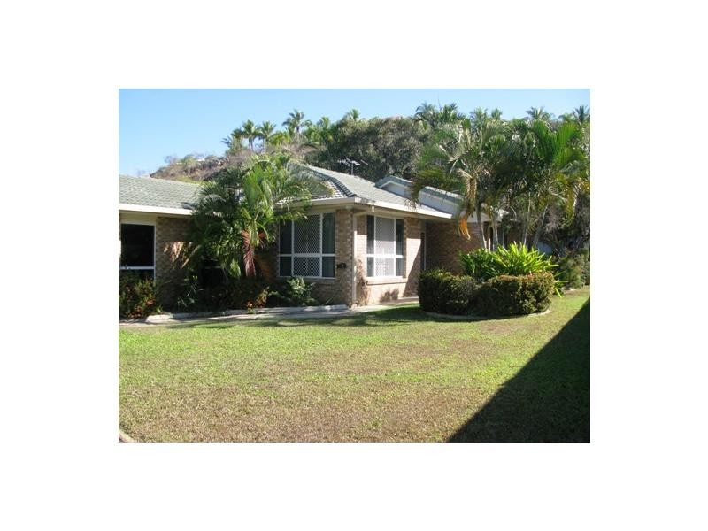 73 Banfield Drive, Mount Louisa QLD 4814