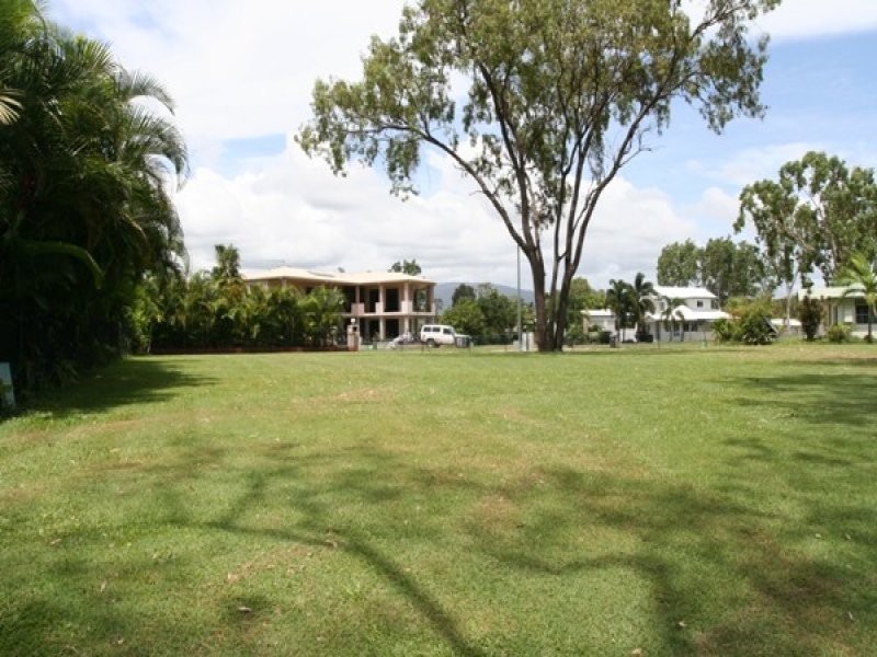 6 The Vine Court, Mystic Sands, Balgal Beach QLD 4816