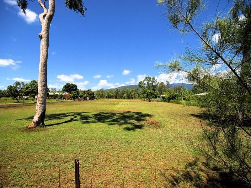 92 Mystic Avenue, Balgal Beach QLD 4816