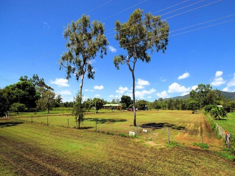 92 Mystic Avenue, Balgal Beach QLD 4816