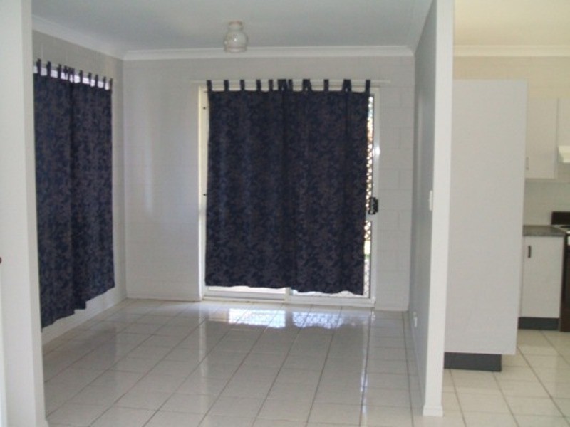 23 Amanda Avenue, Rasmussen QLD 4815