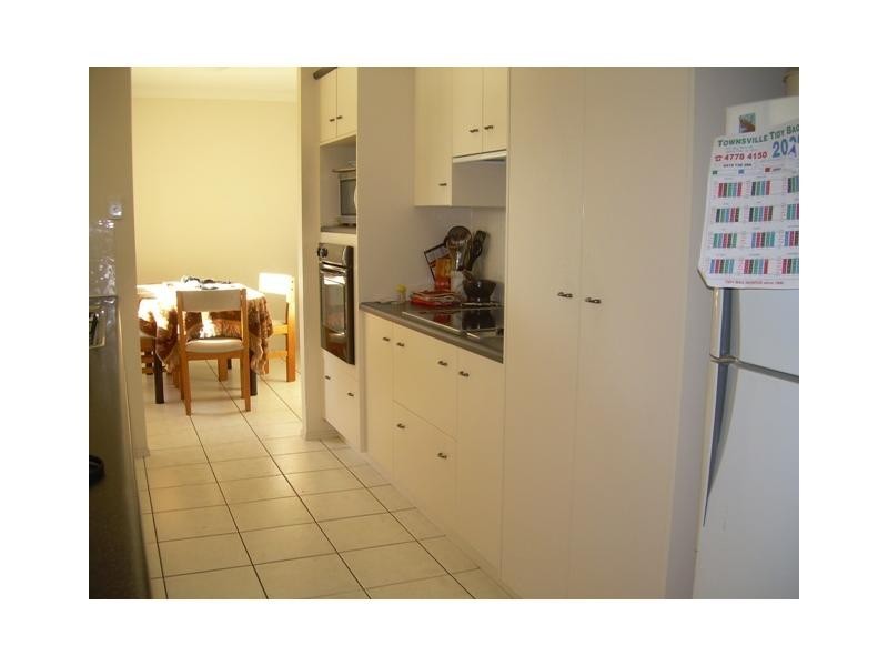 17 Atherton Circuit, Kirwan QLD 4817