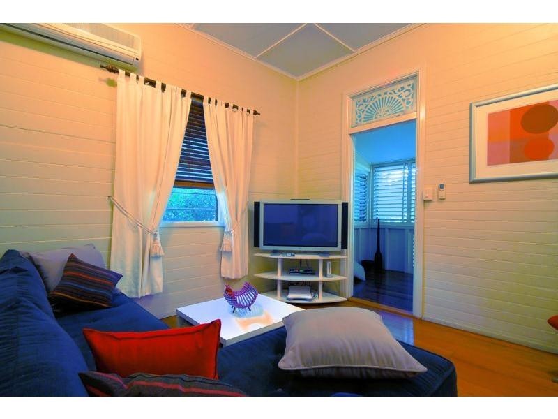 3 Third Avenue, Railway Estate QLD 4810