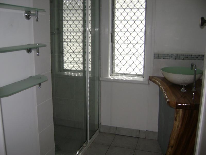 43 Henry Street, West End QLD 4810