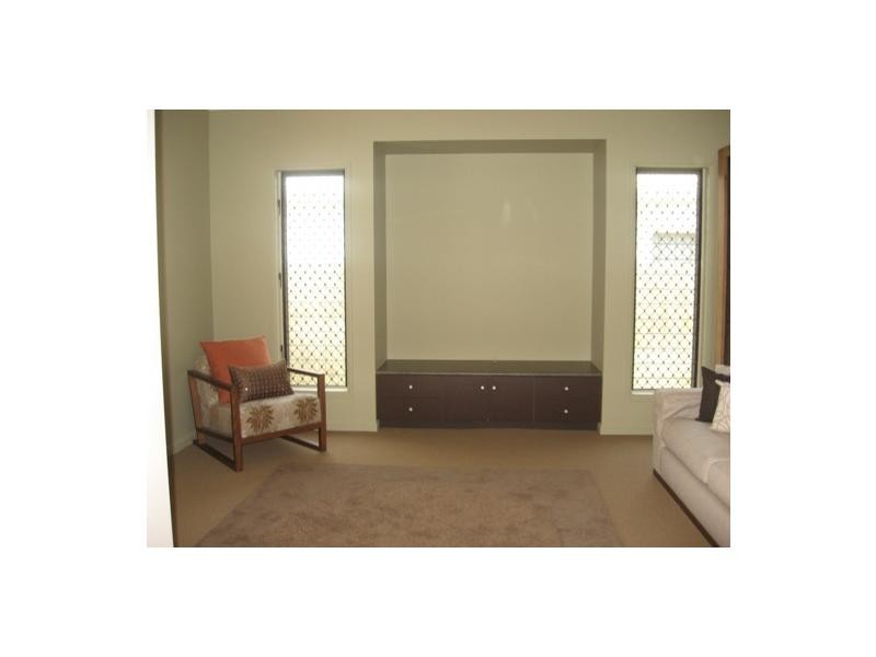 9 Waterbury Terrace, Idalia QLD 4811