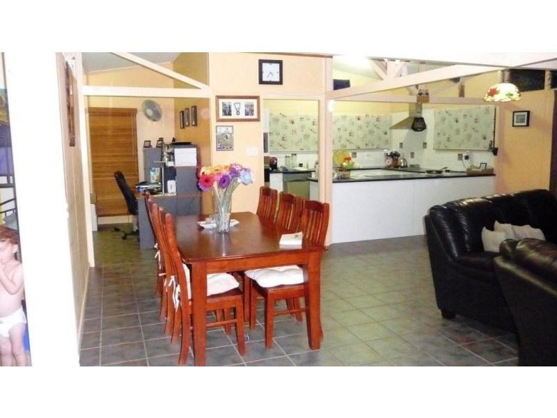 27 Marlynda Avenue, Cranbrook QLD 4814