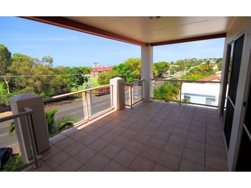 6/78 Paxton Street, North Ward QLD 4810