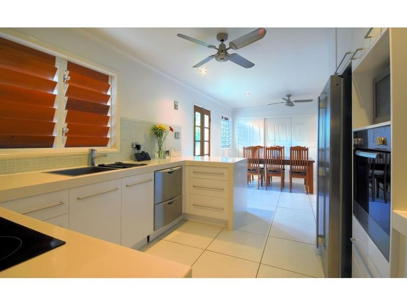 4 Suttor Street, Townsville City QLD 4810