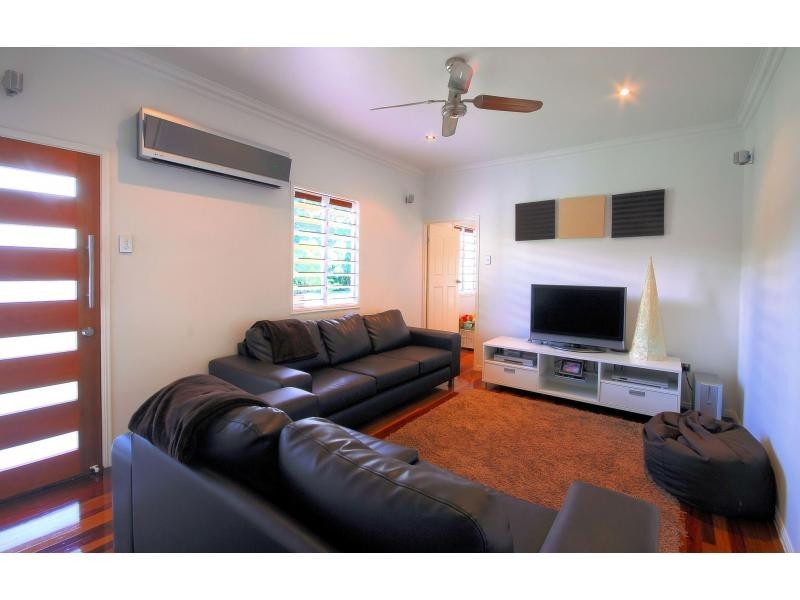 4 Suttor Street, Townsville City QLD 4810