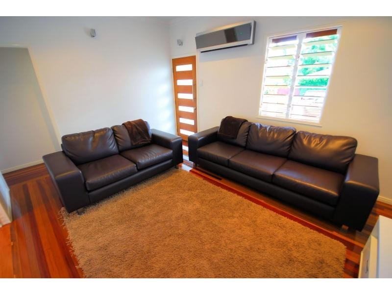 4 Suttor Street, Townsville City QLD 4810