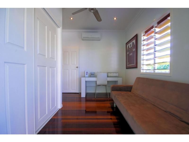 4 Suttor Street, Townsville City QLD 4810