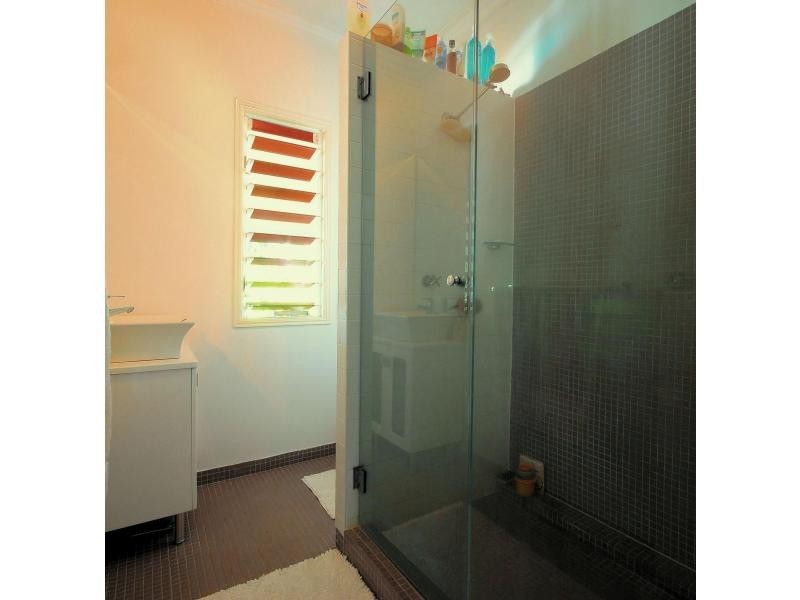 4 Suttor Street, Townsville City QLD 4810