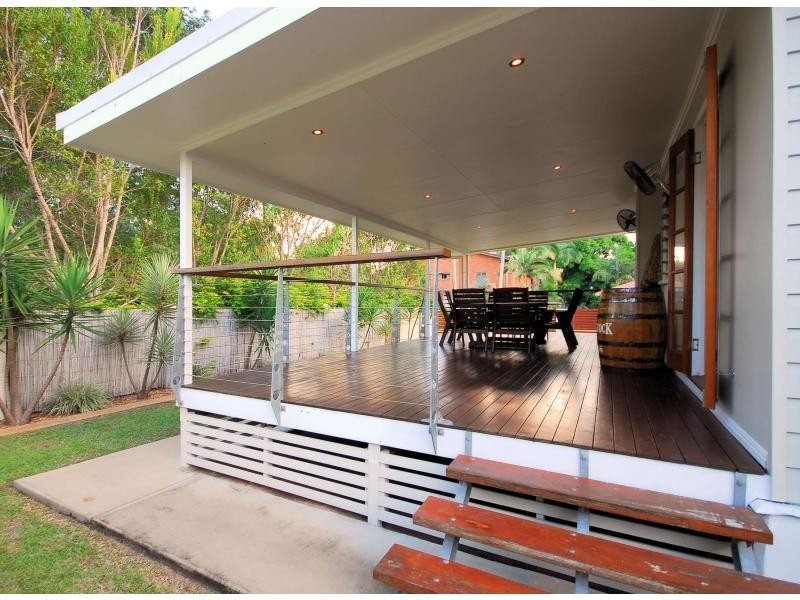 4 Suttor Street, Townsville City QLD 4810