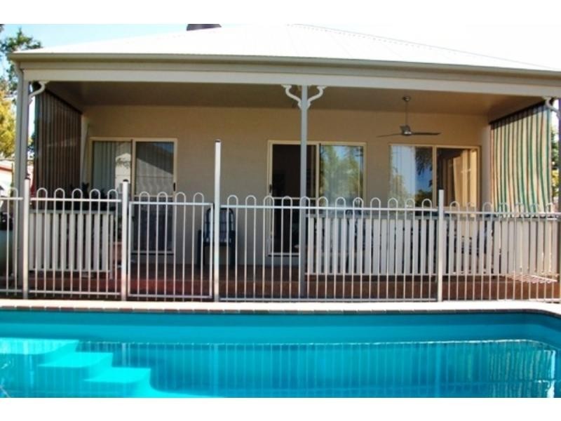 64 Florida Place, Hibiscus Village, Kirwan QLD 4817