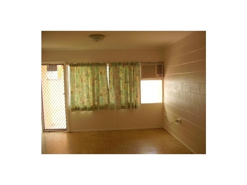 1/23 Carmody Street, Hermit Park QLD 4812