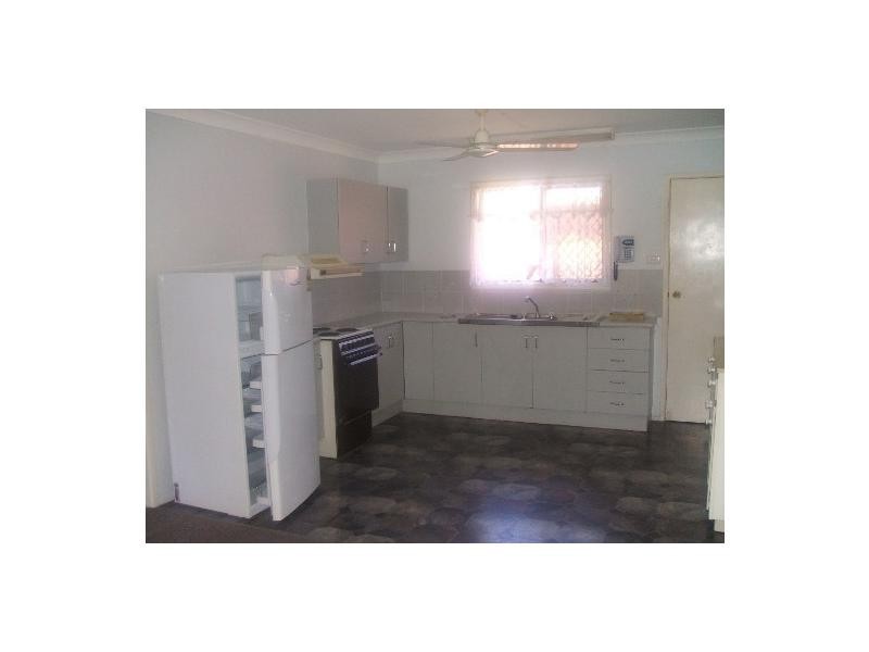 1/13 Garden Grove Crescent, Kirwan QLD 4817