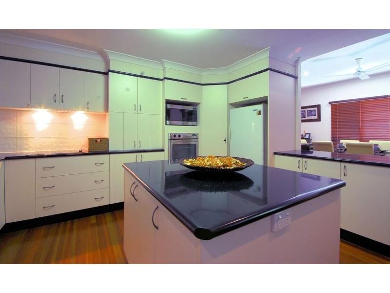 12 Mahogany Court, Bushland Beach QLD 4818