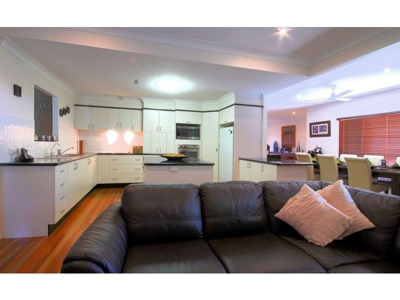 12 Mahogany Court, Bushland Beach QLD 4818