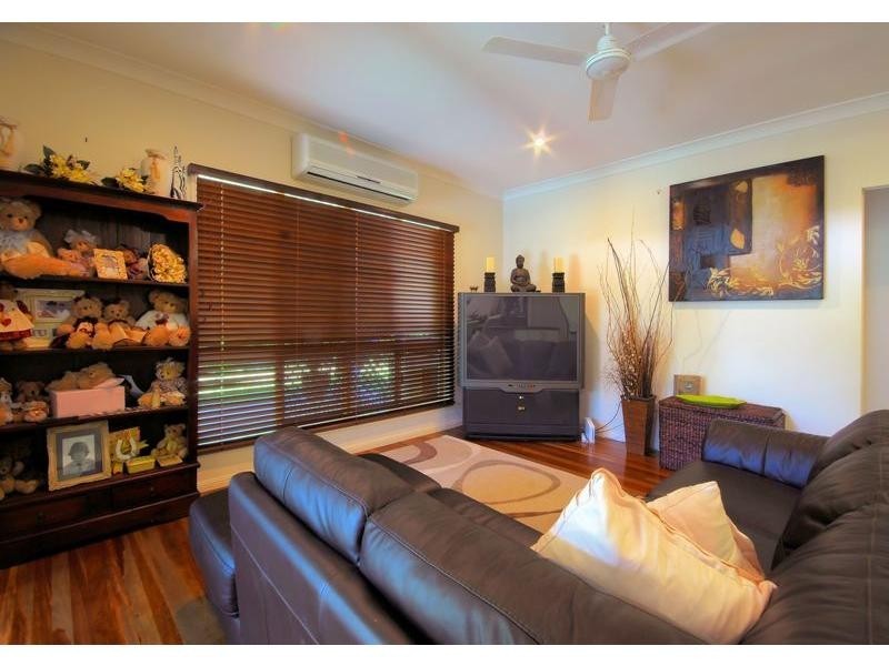 12 Mahogany Court, Bushland Beach QLD 4818