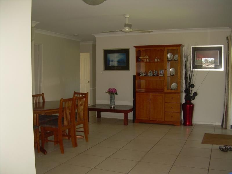 7 Eshelby Street, Bushland Beach QLD 4818