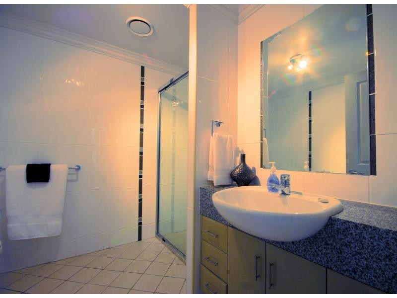 4/120 The Strand, North Ward QLD 4810